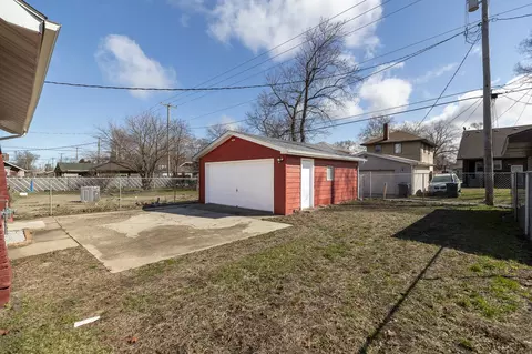 Exterior - 743 Buchanan St, Gary, IN 46402 photo 8 of 10