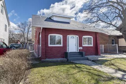 Exterior - 743 Buchanan St, Gary, IN 46402 photo 4 of 10