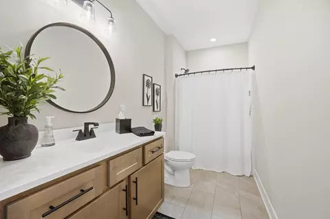 Bath - 717 Verdano Ter, Crown Point, IN 46307 photo 4 of 5