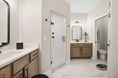 Bath - 717 Verdano Ter, Crown Point, IN 46307 photo 1 of 5