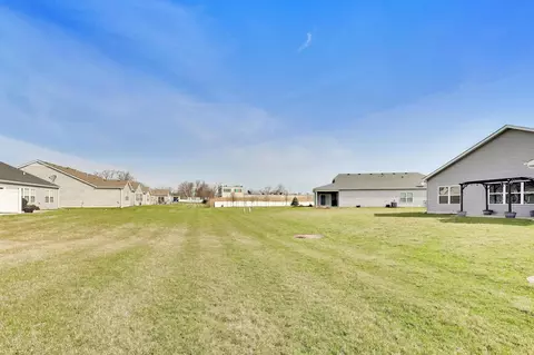 Exterior - 10204 Robinson Ct, Dyer, IN 46311 photo 7 of 7