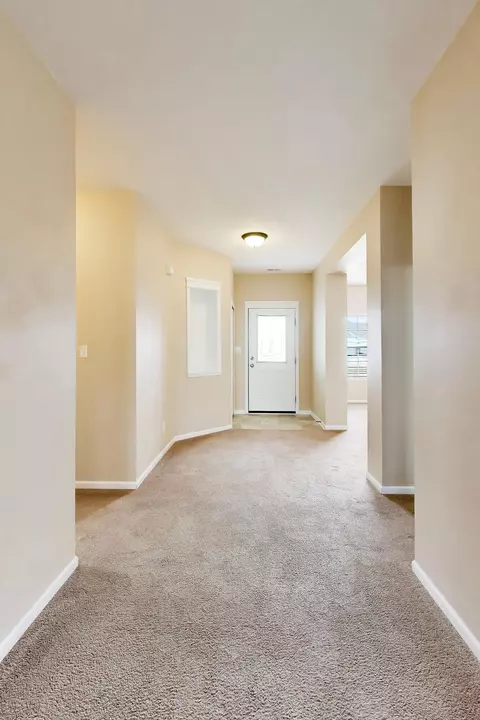 Entry Way - 10204 Robinson Ct, Dyer, IN 46311 photo 2 of 3
