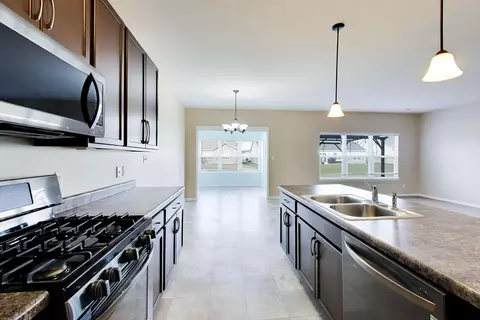 Kitchen - 10204 Robinson Ct, Dyer, IN 46311 photo 3 of 3