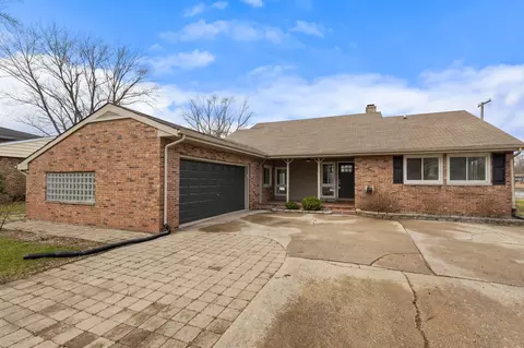 2600 W 59th Pl, Merrillville, IN 46410