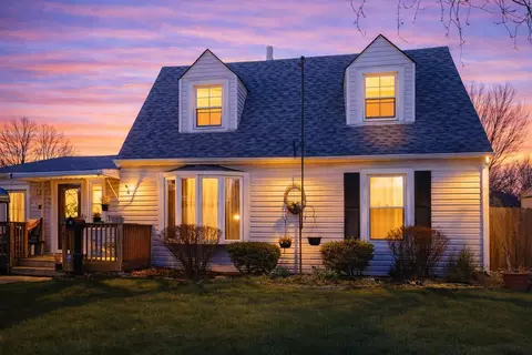 3543 173rd St, Hammond, IN 46323
