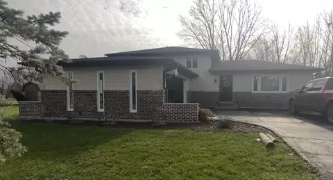 13633 Georgia St, Crown Point, IN 46307