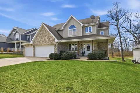 2219 Forest View Ln, Lowell, IN 46356