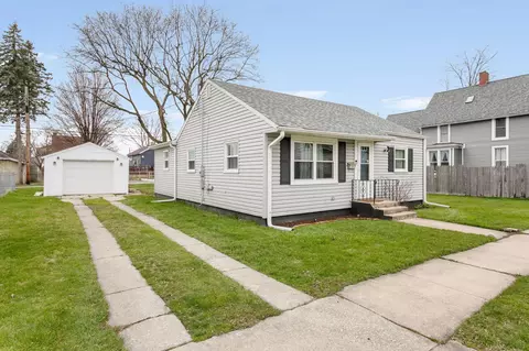 1104 Rumely St, La Porte, IN 46350