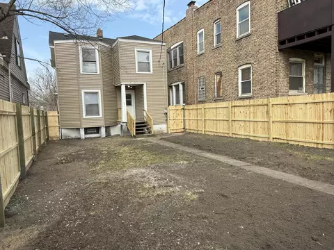 Exterior - 565 Jackson St, Gary, IN 46402 photo 3 of 3