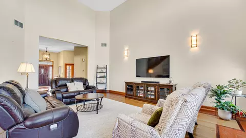 Living - 9784 Jack Dr, Saint John, IN 46373 photo 1 of 4