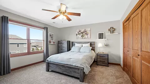 Bedroom - 9784 Jack Dr, Saint John, IN 46373 photo 3 of 5
