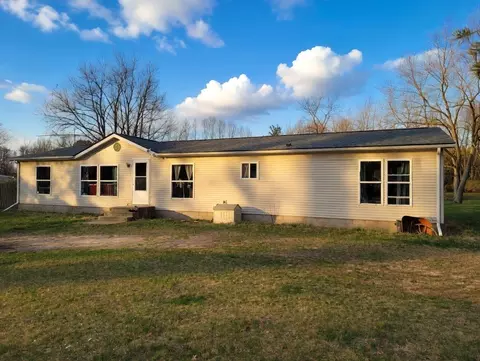 14874 Heritage Dr, Wheatfield, IN 46392
