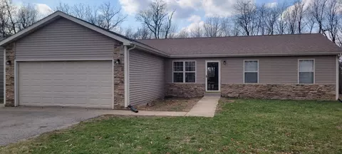 10432 Chevette Dr, Wheatfield, IN 46392