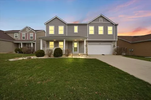 2708 Westwind Dr, Valparaiso, IN 46385