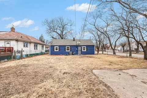 Exterior - 5207 W 4th Pl, Gary, IN 46406 photo 3 of 3