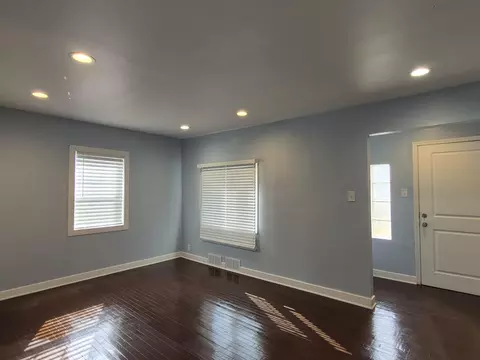 Living - 908 E 45th Ave, Gary, IN 46409 photo 2 of 4