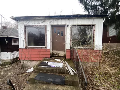 4369 Monroe St, Gary, IN 46408