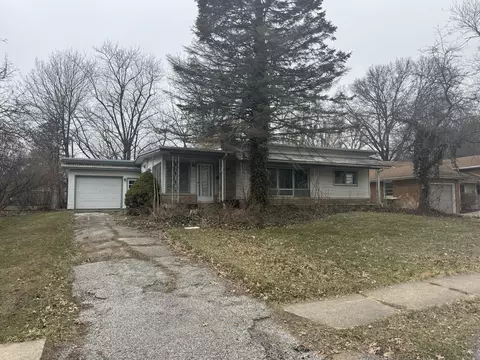 1501 Lafayette St, Valparaiso, IN 46383