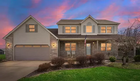 901 Bernie Ct, Chesterton, IN 46304