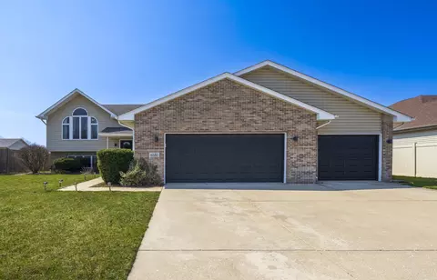 6552 Indian Trl, Schererville, IN 46375