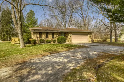 10720 N 1100, De Motte, IN 46310