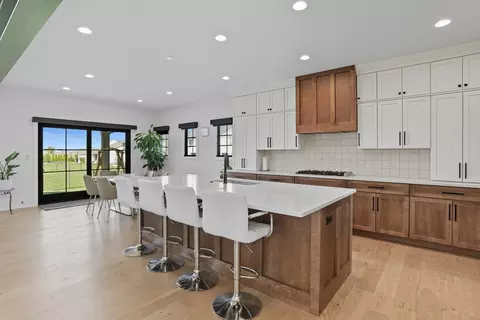 Kitchen - 8334 W 105th Ave, Saint John, IN 46373 photo 3 of 7