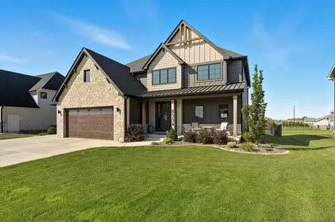 Exterior - 8334 W 105th Ave, Saint John, IN 46373 photo 6 of 6