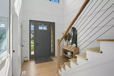 Entry Way - 8334 W 105th Ave, Saint John, IN 46373 photo 4 of 4