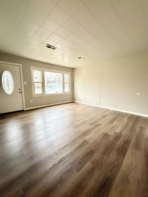 Living - 800 Clinton St, Gary, IN 46406 photo 3 of 3