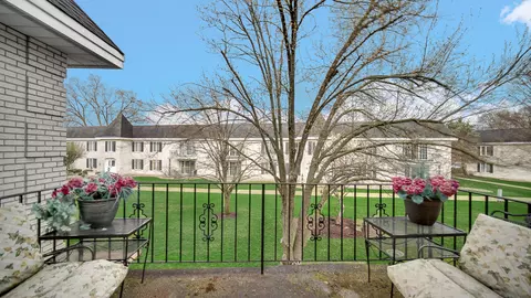 Exterior - 2255 Bordeaux Walk #A2, Highland, IN 46322 photo 2 of 6