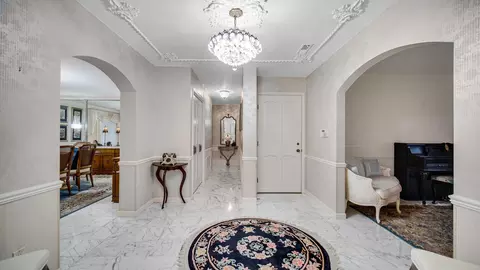 Entry Way - 2255 Bordeaux Walk #A2, Highland, IN 46322 photo 1 of 2