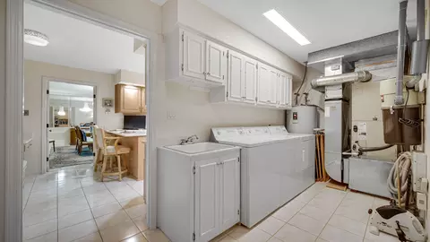 Other - 2255 Bordeaux Walk #A2, Highland, IN 46322 photo 4 of 10