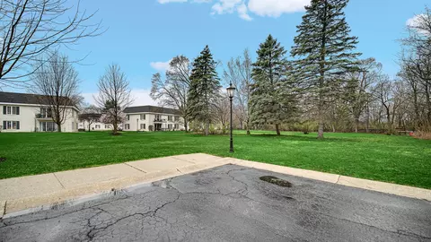 Exterior - 2255 Bordeaux Walk #A2, Highland, IN 46322 photo 5 of 6