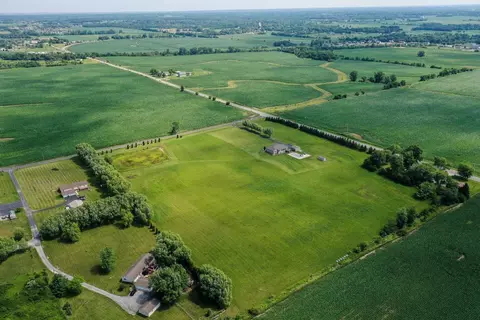 000 W 450, Hebron, IN 46341 photo 8