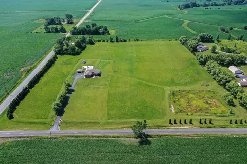 000 W 450, Hebron, IN 46341 photo 2