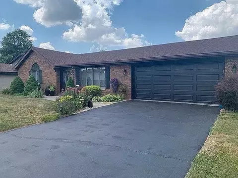 2428 Rolling Hill Dr, Dyer, IN 46311