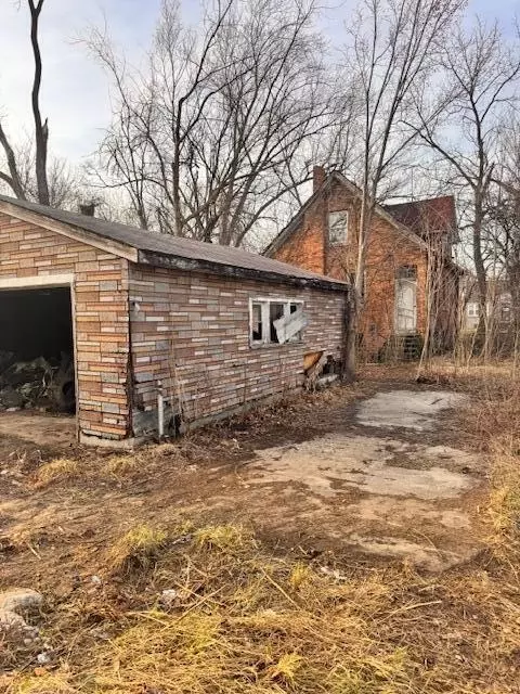 Exterior - 407 E 43rd Ave, Gary, IN 46409 photo 3 of 4