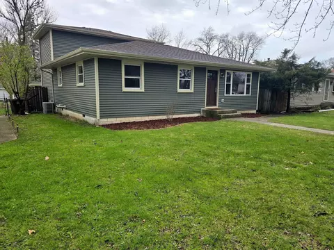 2886 Warren St, Lake Station, IN 46405