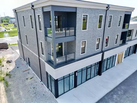 10261 Calumet Ave #205, Dyer, IN 46311