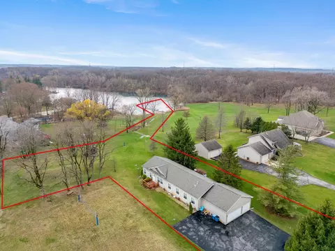 678 W Division Rd, Hebron, IN 46341 photo 23