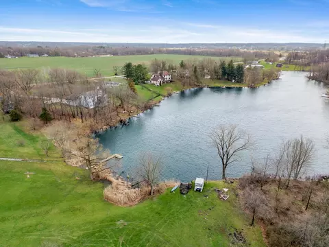 678 W Division Rd, Hebron, IN 46341 photo 27