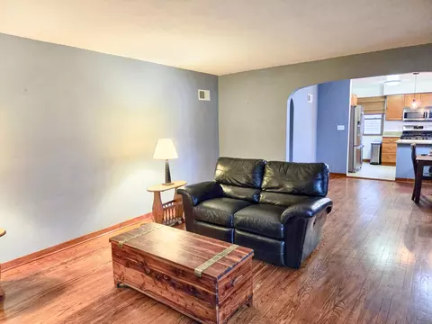 Living - 707 N Broad St, Griffith, IN 46319 photo 2 of 3