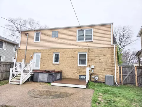 Exterior - 707 N Broad St, Griffith, IN 46319 photo 3 of 4