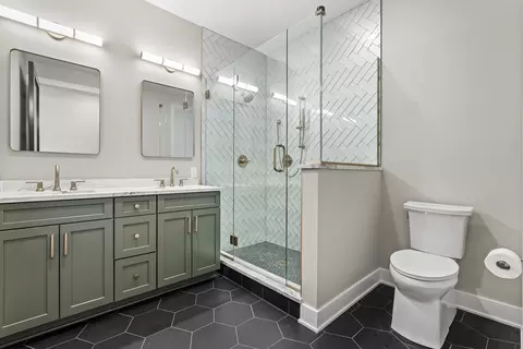 Bath - 10261 Calumet Ave #203, Dyer, IN 46311 photo 1 of 4