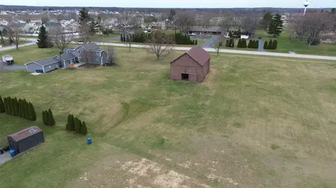 12817 Grant St, Crown Point, IN 46307 photo 2