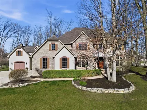 1030 Foy Ct, Crown Point, IN 46307