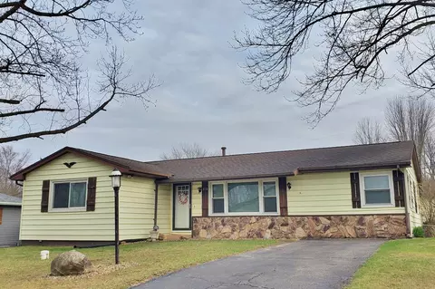 310 Seimetz Dr, La Porte, IN 46350