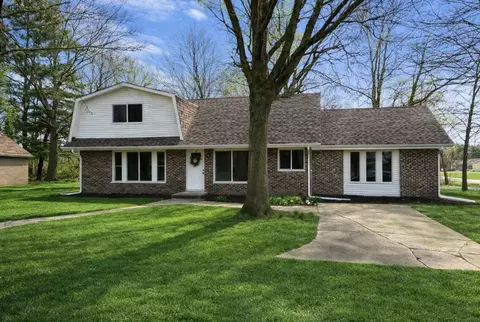 1141 W 300, La Porte, IN 46350