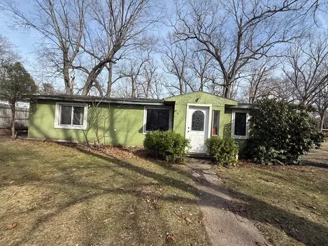 725 Minnie St, Michigan City, IN 46360