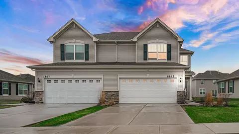 1865 E 110th Pl, Crown Point, IN 46307